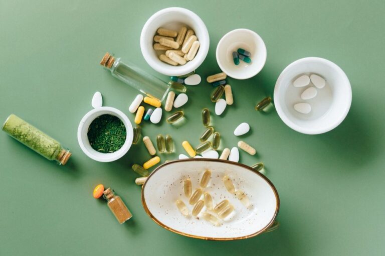 Debunking Myths: What Seniors Should Know About Popular Supplements